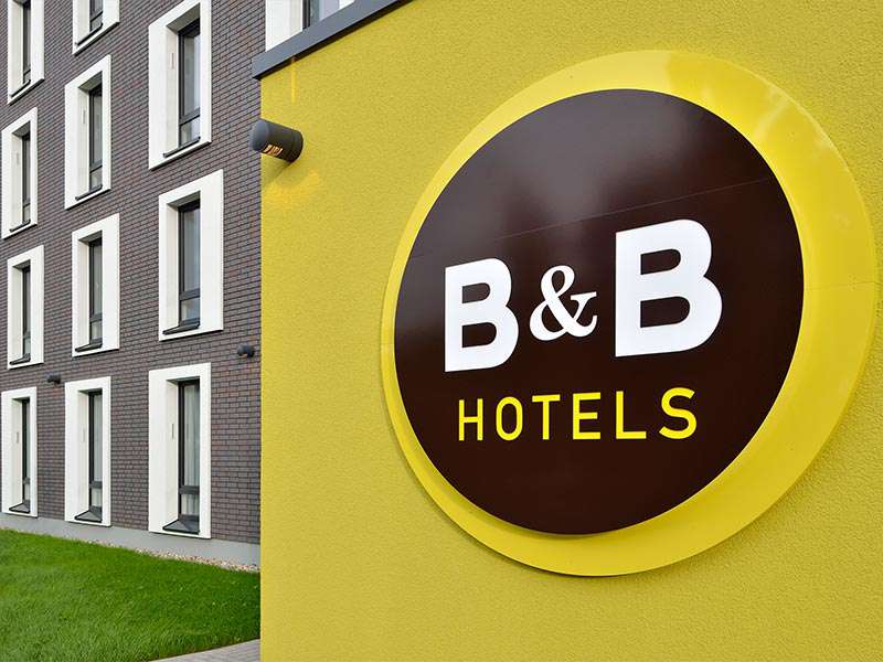 B&amp;B Hotel Logo