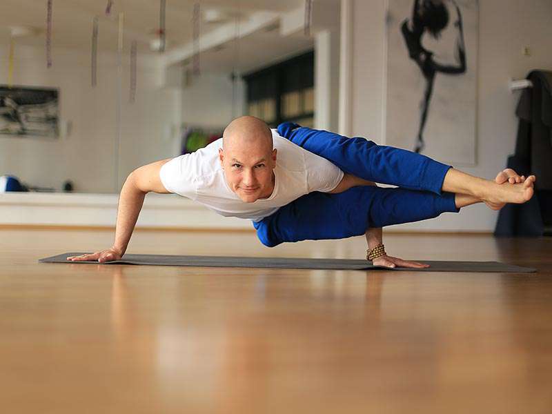 Yoga-Trainer Alexander Rech