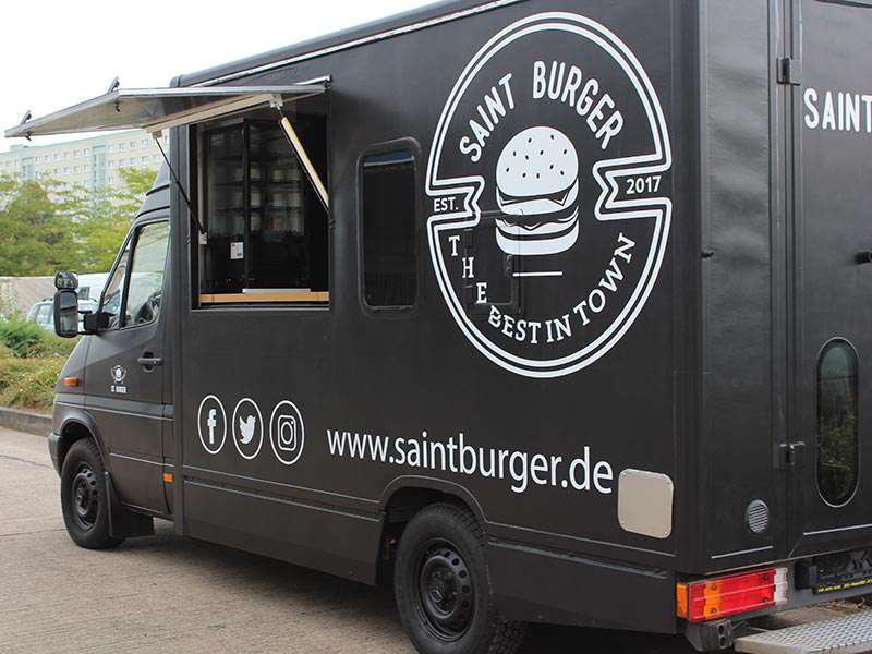 Saint Burger Foodtruck rollt mit seinen Burgern durch die City