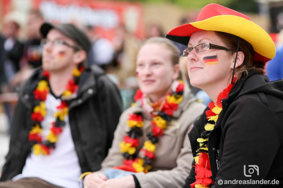 Fußball-WM-2014-Public-Viewing-Strandbar_05_Foto_Andreas_Lander.jpg