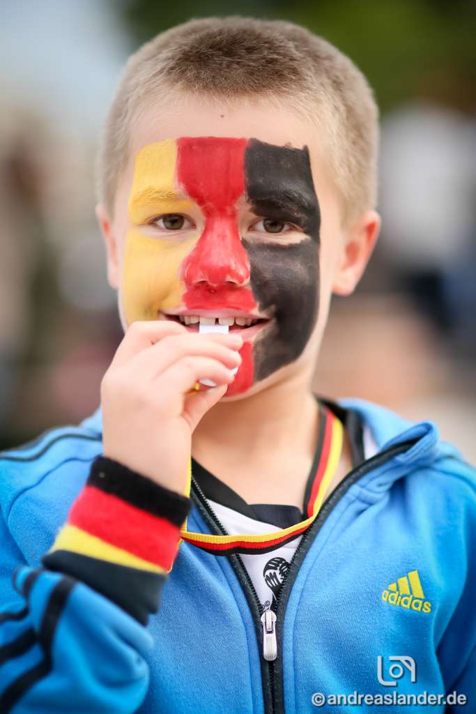 Fußball-WM-2014-Public-Viewing-Strandbar_02_Foto_Andreas_Lander.jpg