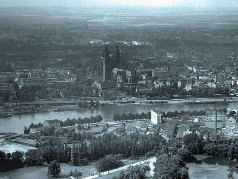Magdeburg Luftbild 1926 mit dicht bebautem Kleinem Stadtmarsch