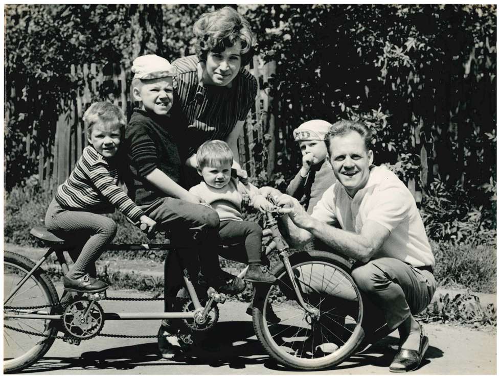 Täve Schur mit seiner Familie