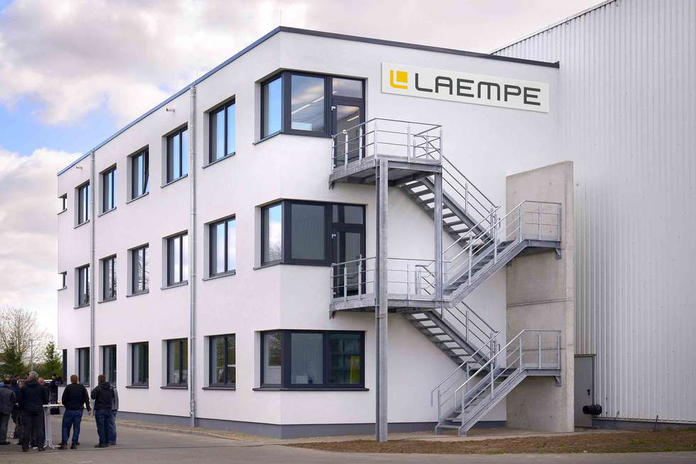 Laempe_1717 mit Logo (c) Laempe Mössner Sinto GmbH.jpg