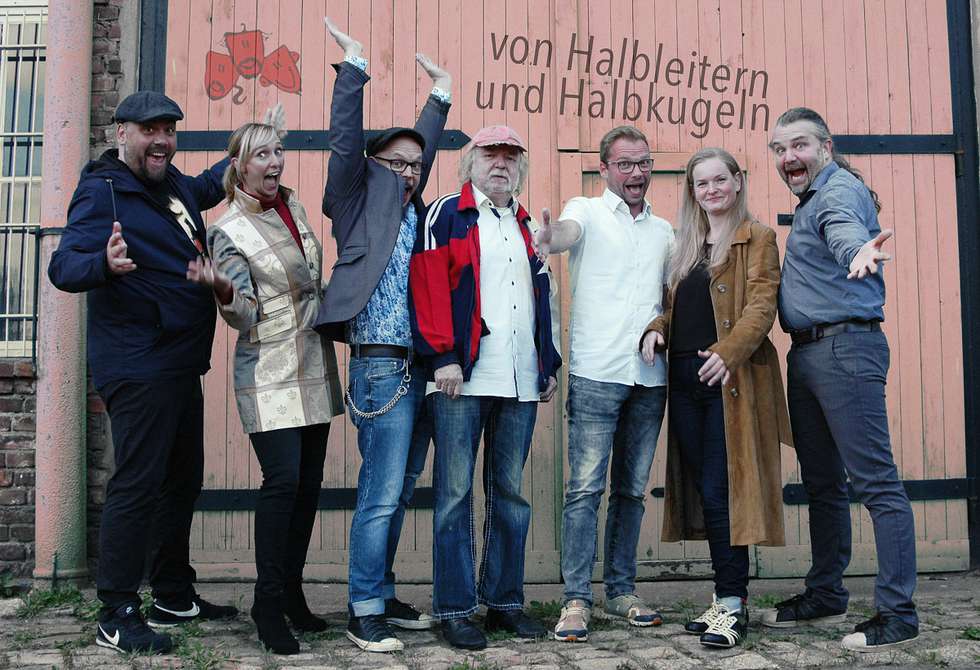 Hengstmanns Sommertheater 2022 (c) Kabarett nach Hengstmanns.jpeg
