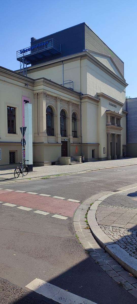 Schauspielhaus (c) Engelhardt.jpg